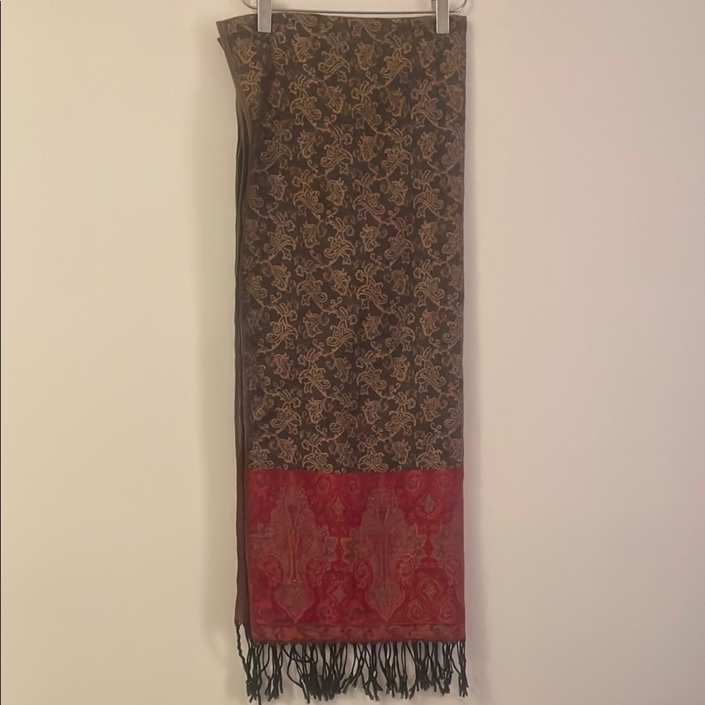Multicolored women’s scarf